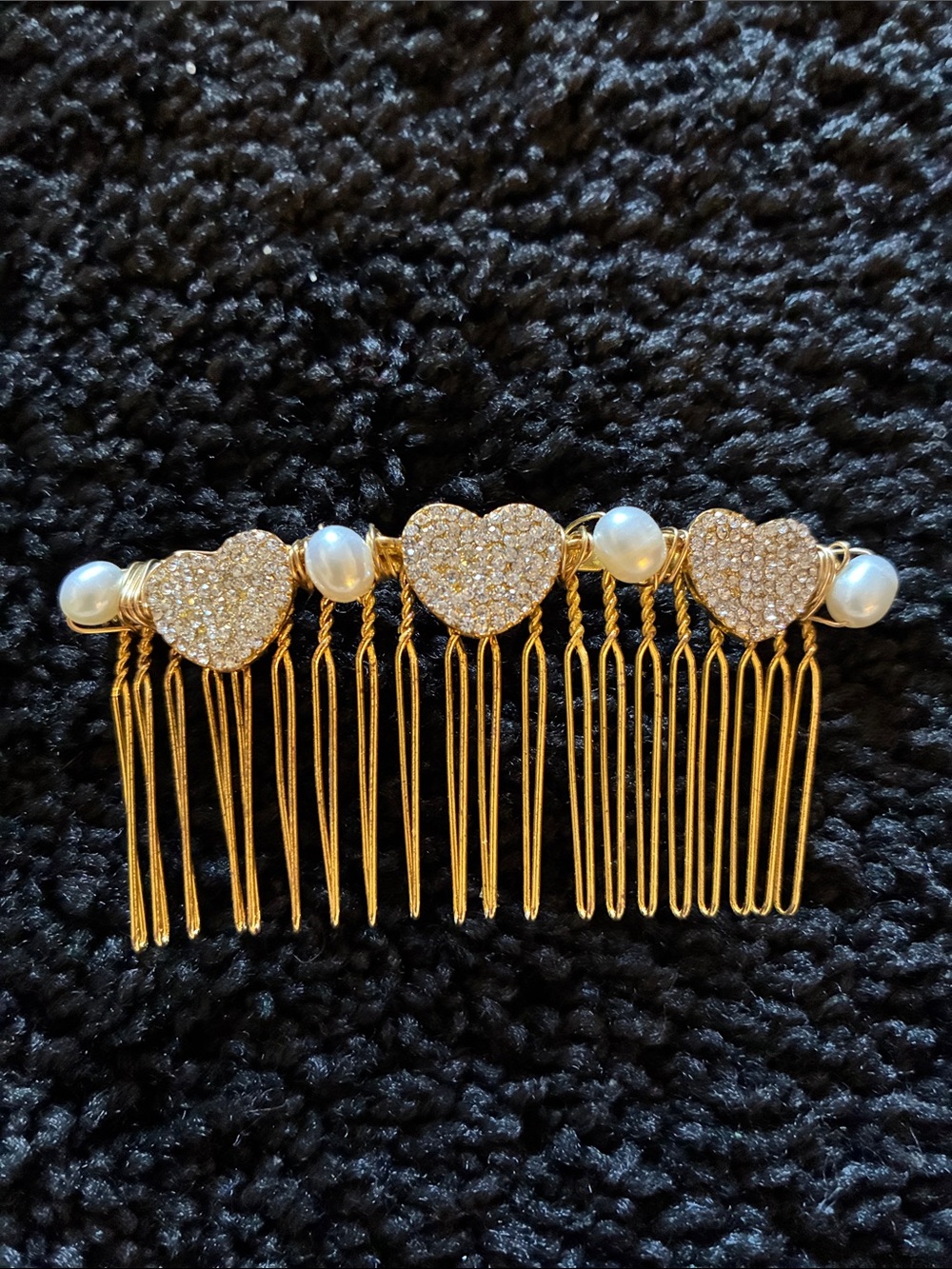 Hattie hair, accessory Gold Heart & Pearl Decorative Hair Comb new $65